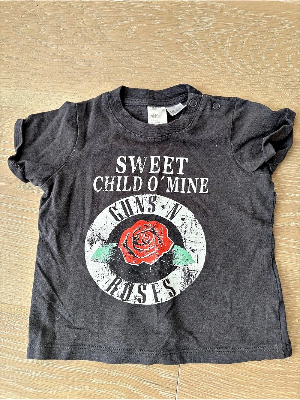 H&M Guns N' Roses Sweet Child O' Mine tee Graphic Tee Black Girls Size 4-6M